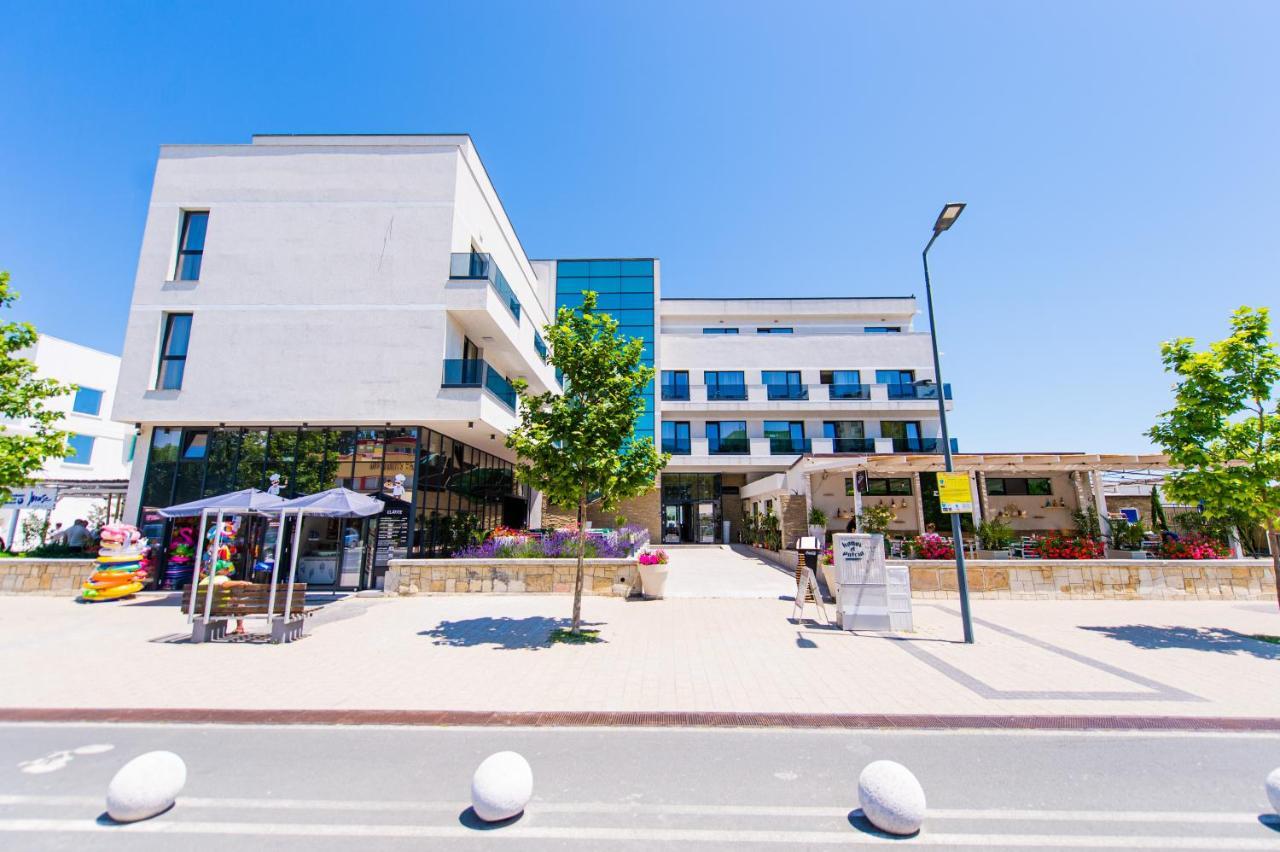Hotel Prestige 마마이아 외부 사진