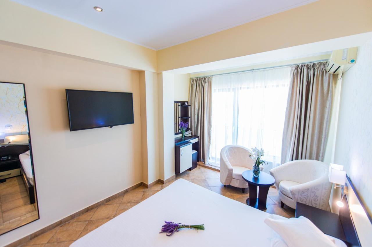 Hotel Prestige 마마이아 외부 사진