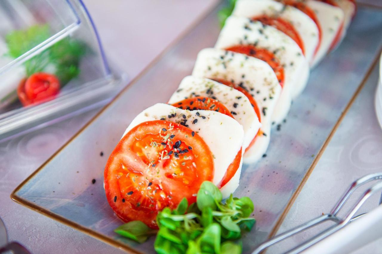 Hotel Prestige 마마이아 외부 사진