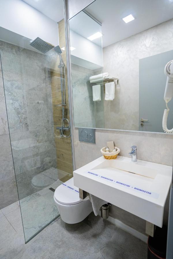 Hotel Prestige 마마이아 외부 사진