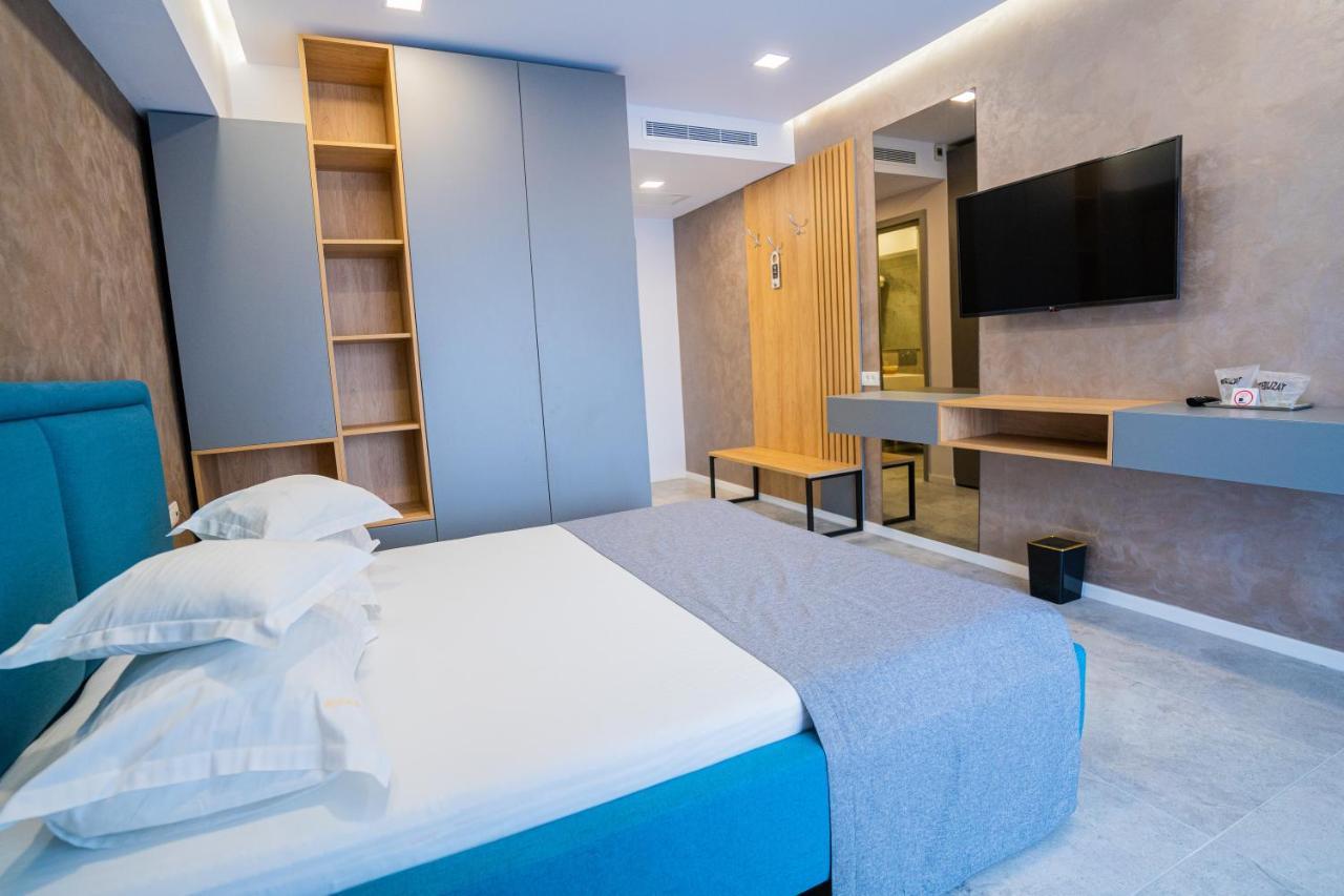 Hotel Prestige 마마이아 외부 사진